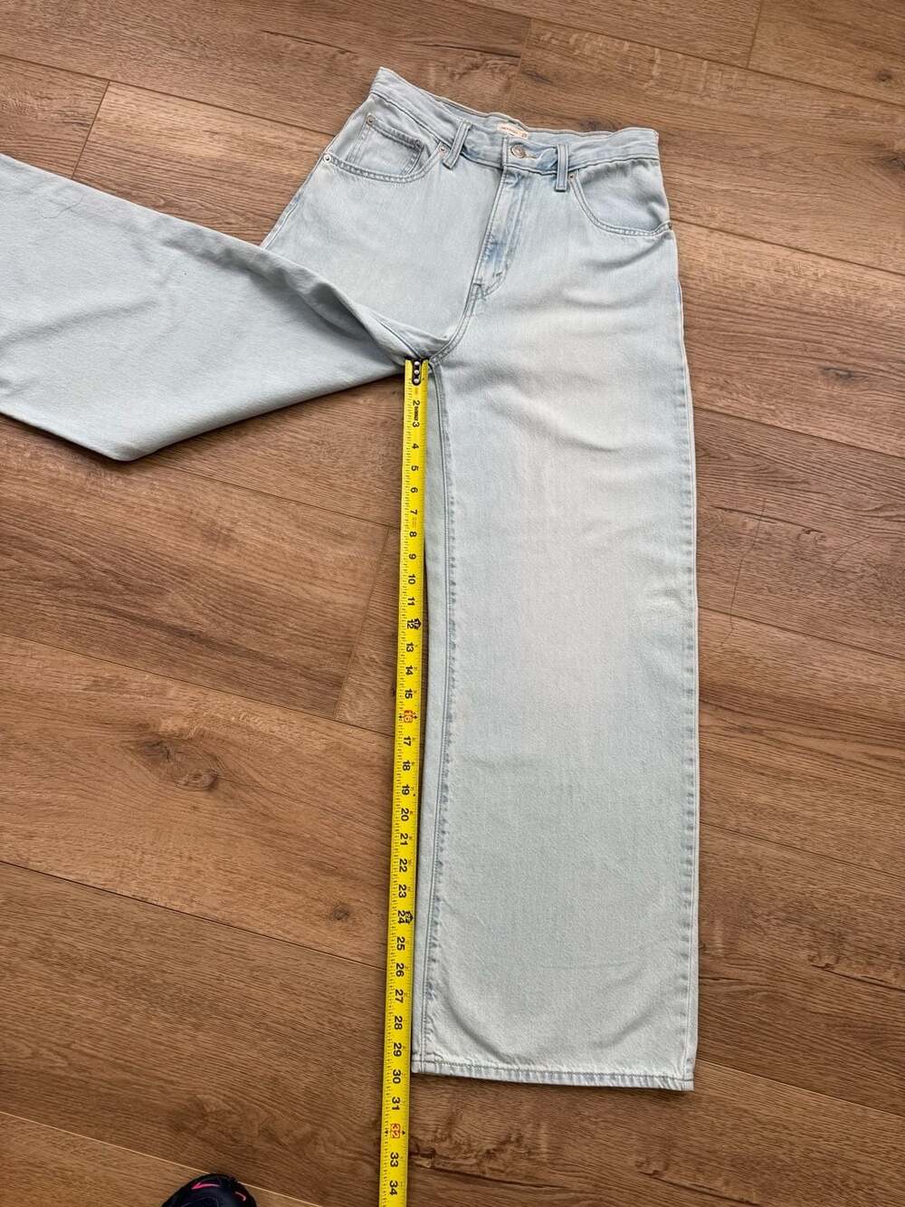 Levi’s Cinch Baggy Jeans Womens 28 High Rise Wide Leg Light Wash 100% Cotton - Picture 10 of 16